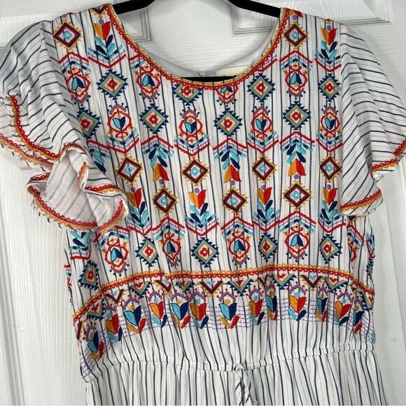 Sz L Savanna Jane Striped Floral Embroidered Romper $59 MSRP - Picture 4 of 12
